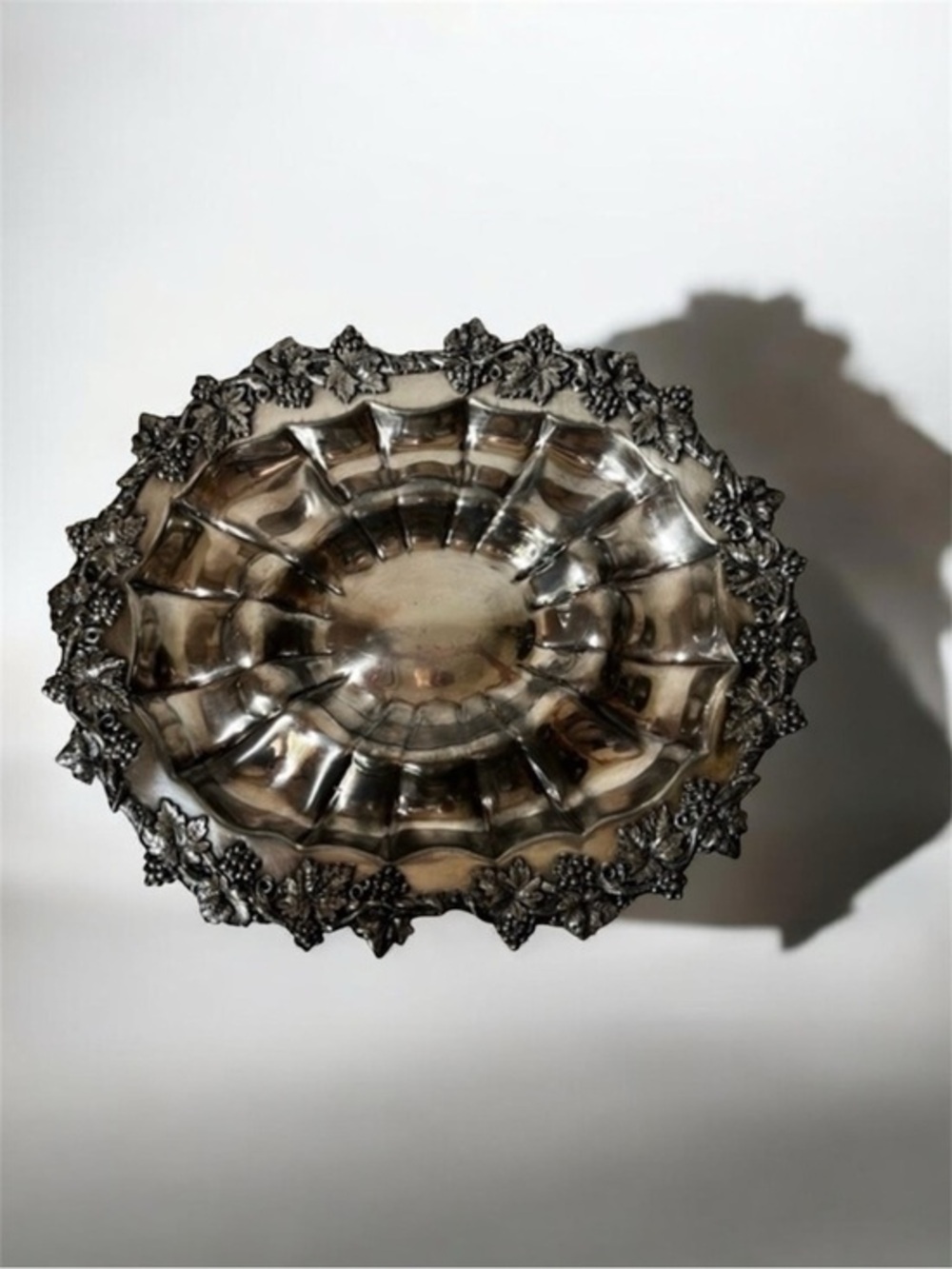 Antique Van Bergh Silverplate co. Rochester NY server pedestal oval dish…